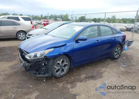 2020 Kia Forte Lxs z USA, uszkodzony, nr VIN 3KPF24AD7LE211642